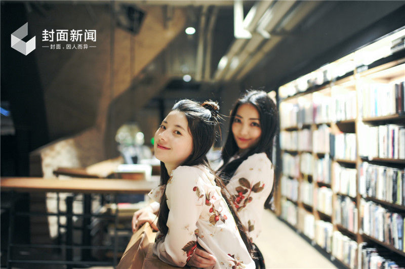独家！“最美老板娘”真人出镜，闺蜜照怎么拍才美？