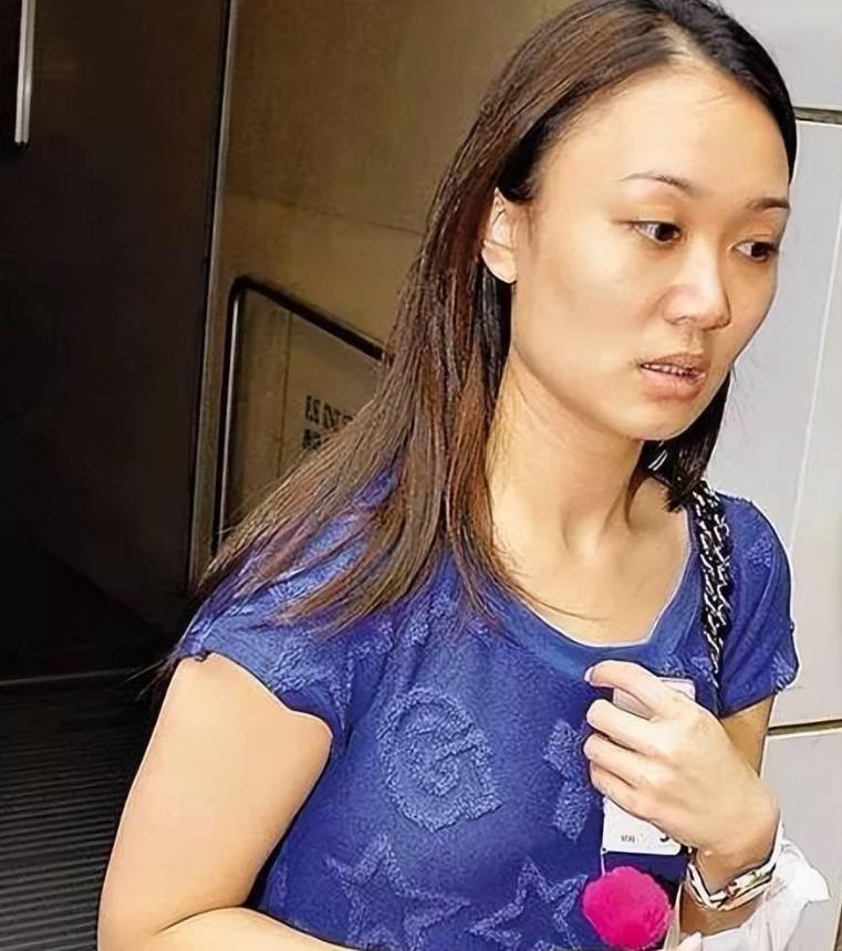 赌王“五姨太”郑咏诗：护工上位，拿上亿分手费，转身高调嫁初恋