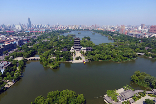 济南，几难? 一个“大省份小省会”的突围之战