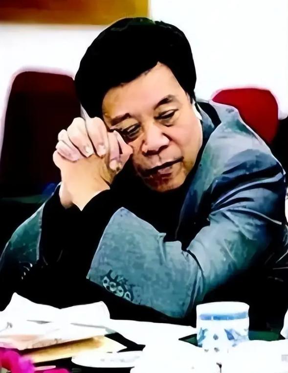 21年前造谣赵忠祥，用自己清白做赌注的饶颖，最后结局如何？