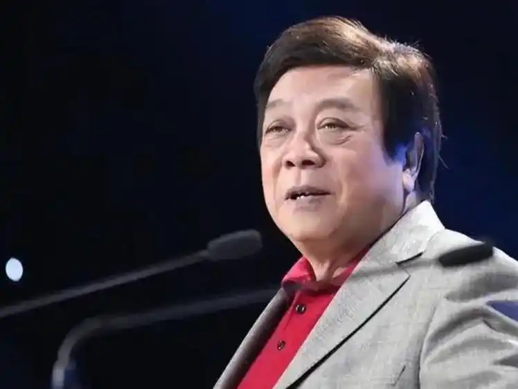 21年前诬告赵忠祥，用自身清白当赌注的饶颖，如今过得怎么样？