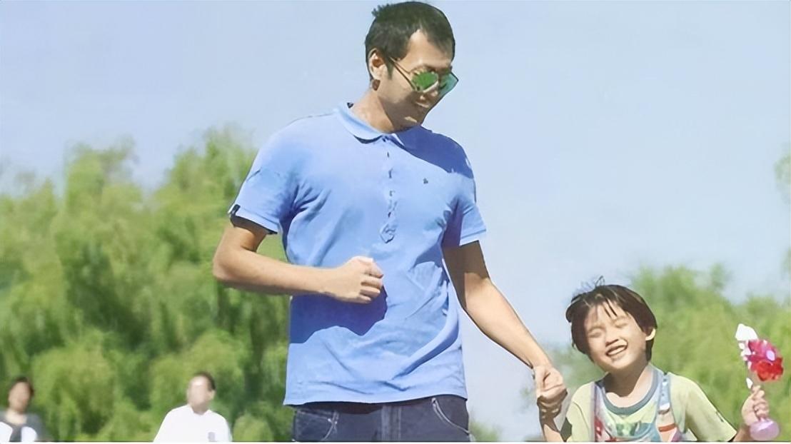 《最强大脑》再请43岁“水哥”引热议：清华毕业，为何20年不上班