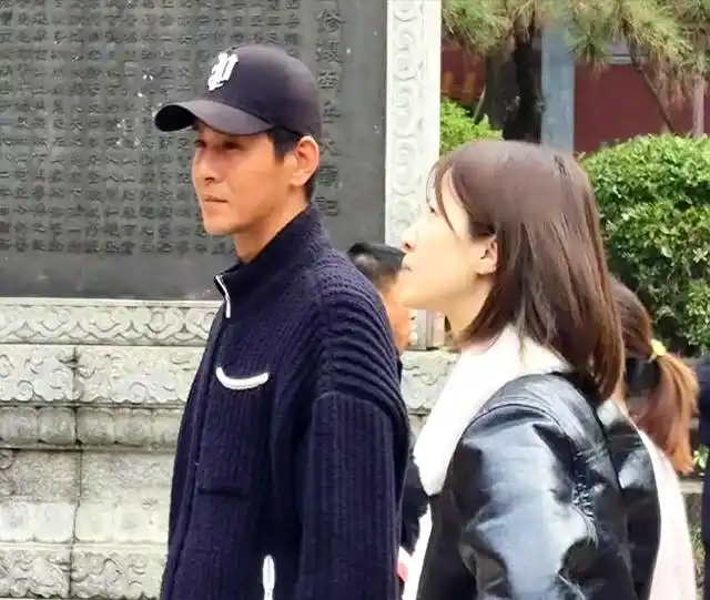 王丽坤与他同居8年，青春都给了他，他却转身与别人结婚恩爱12年