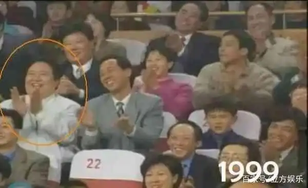 笑脸哥退出春晚观众席，知道原因后被他的孝心感动！