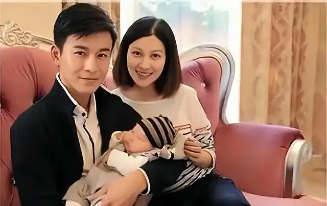 封神王爷乔振宇再登场，眼神一戳让肖战心慌