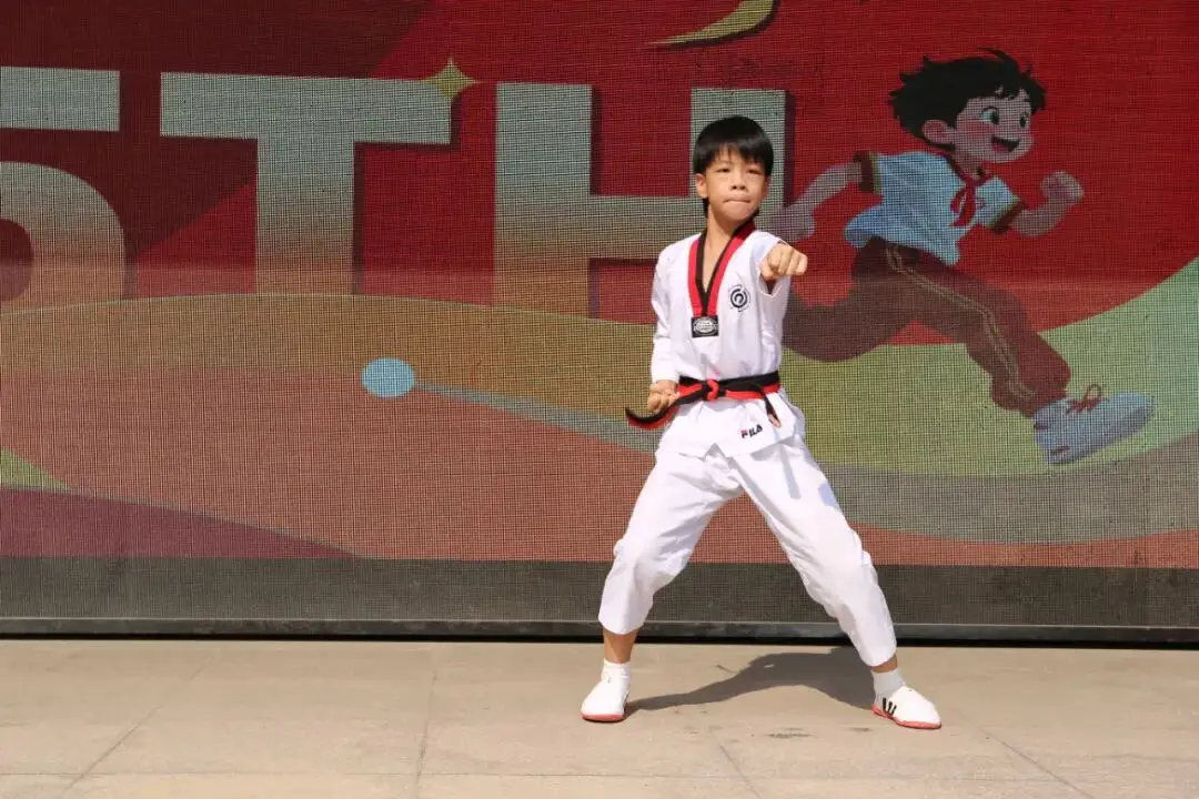 薪火不辍传万全 少年勇毅赴新程——万全小学2025-2026学年度第一学期开学典礼
