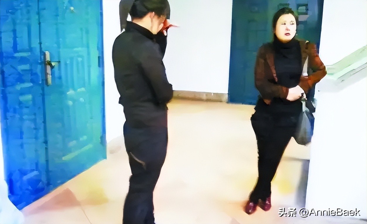 2011年高三学生与富二代发生摩擦,被砍身亡,对方母亲:我有钱