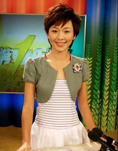 消失3年,央视“国脸“欧阳夏丹竟成欧阳“下单“,背后原因引人心疼