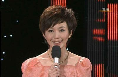 消失3年,央视“国脸“欧阳夏丹竟成欧阳“下单“,背后原因引人心疼