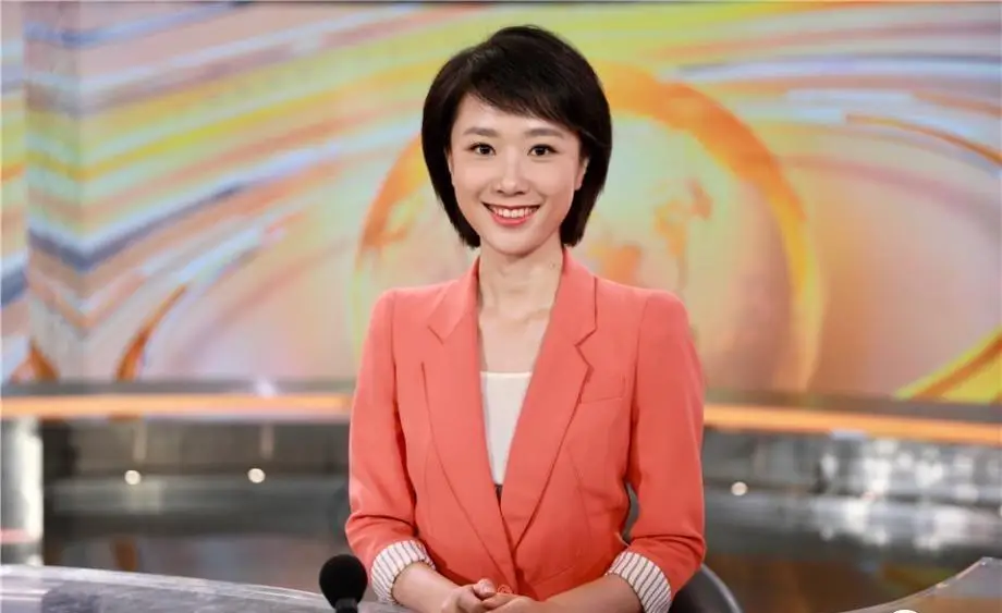 11个美女，是央视各频道的“当家花旦”，最性感的是“六公主”