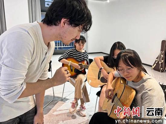 从“摇篮”到“银龄” 昆明呈贡构建全龄教育生态链