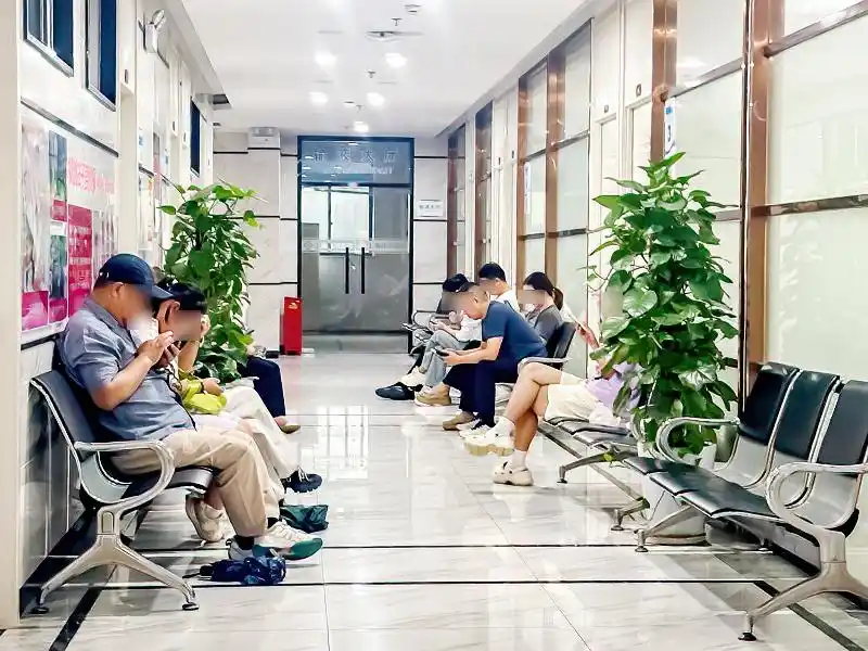 「热搜新闻」上海都市医院：专治各类妇科疾病，20 年专科经验更放心！