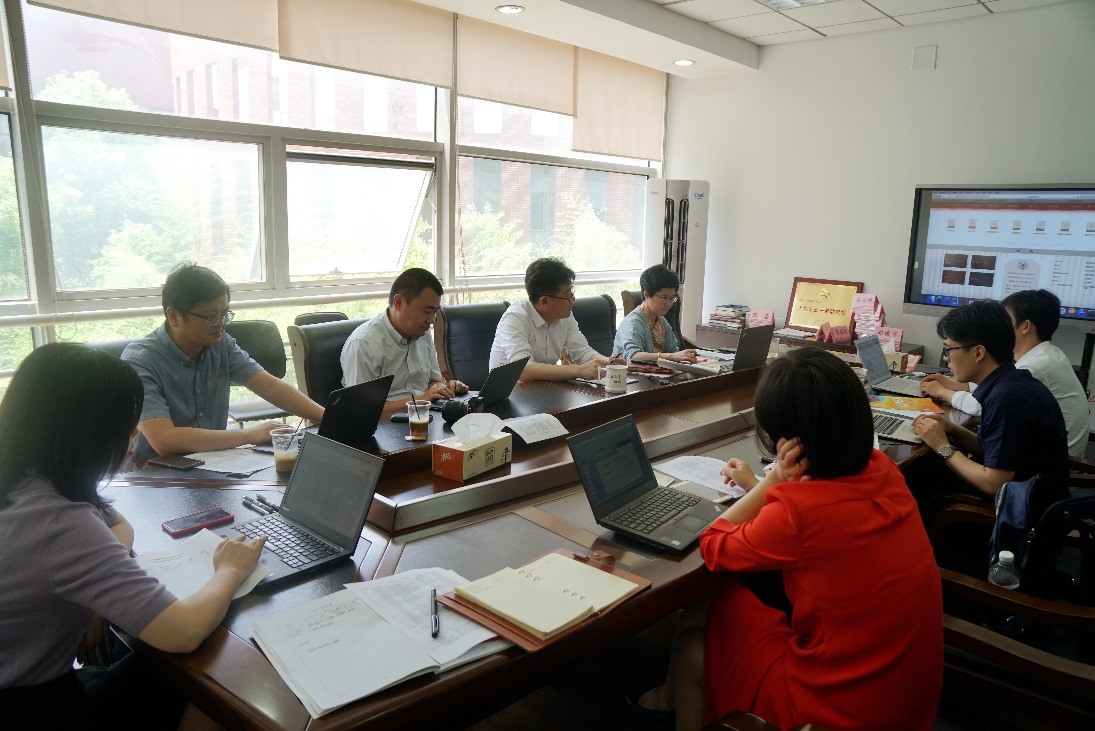 上海交通大学工会妇委会党支部召开网站改版建设专题研讨会主题党日活动