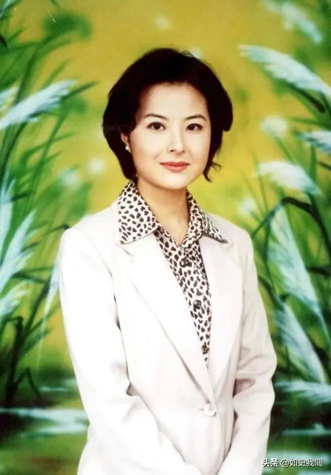 张泉灵：嫁大她18岁的丈夫李铁，辞职央视后，做投资实现财富自由