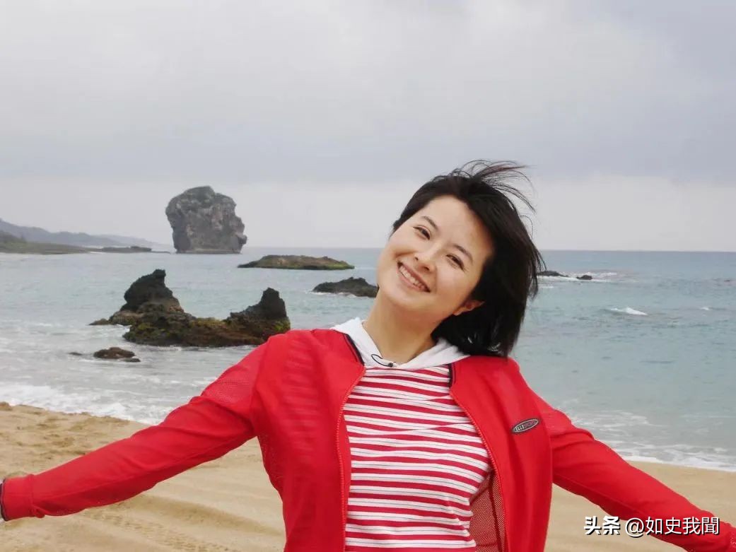张泉灵：嫁大她18岁的丈夫李铁，辞职央视后，做投资实现财富自由