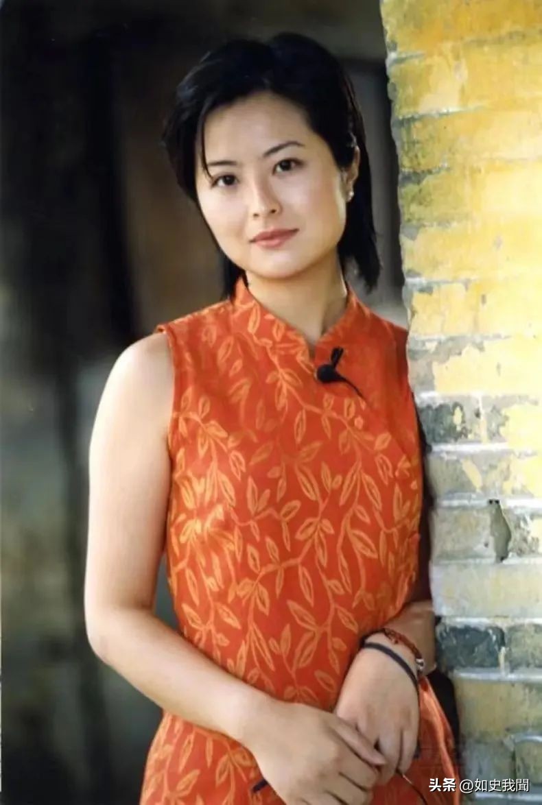 张泉灵：嫁大她18岁的丈夫李铁，辞职央视后，做投资实现财富自由