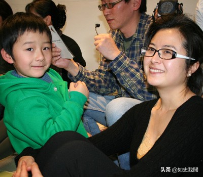 张泉灵：嫁大她18岁的丈夫李铁，辞职央视后，做投资实现财富自由