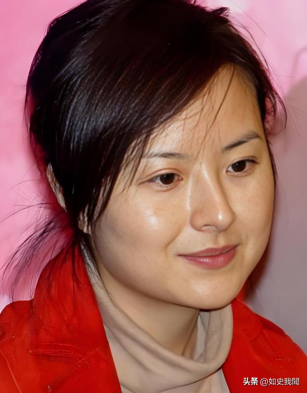 张泉灵：嫁大她18岁的丈夫李铁，辞职央视后，做投资实现财富自由