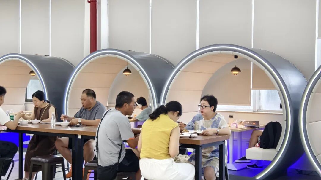 重庆大学迎新季：时隔26年，跨越时光的母女“同窗”