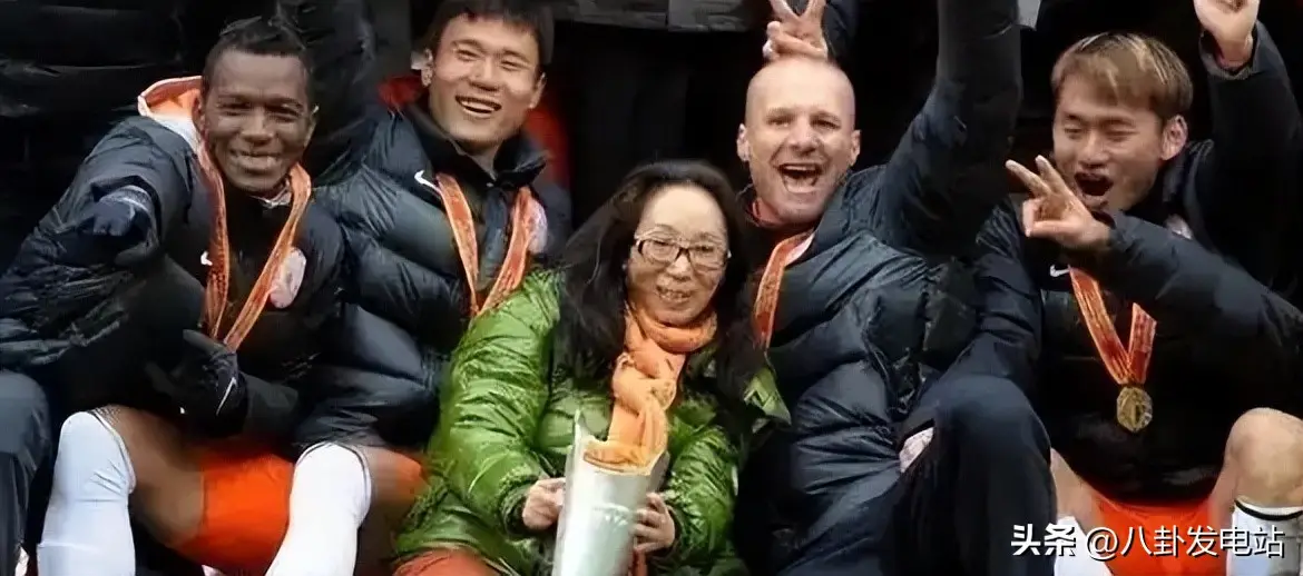 黑龙江女首富戴秀丽，123亿身家却被离婚，丈夫称受够了奢侈生活