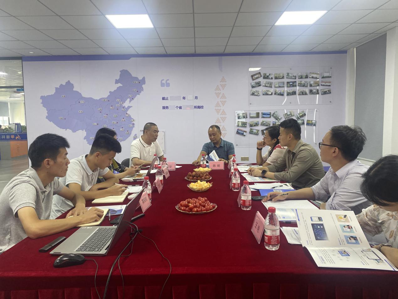我院赴福建船政交通职业学院和华雄电子科技公司交流调研易班建设工作
