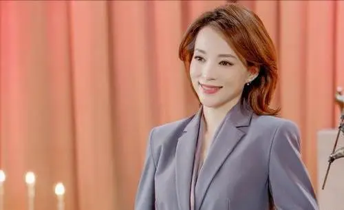 10个大美女，是央视各频道的当家花旦”，最性感的是六公主”
