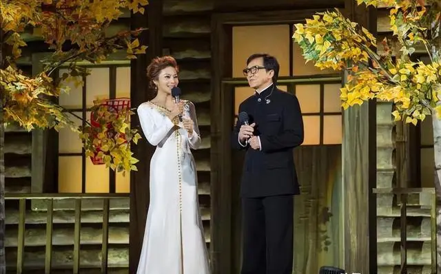 10个大美女，是央视各频道的当家花旦”，最性感的是六公主”