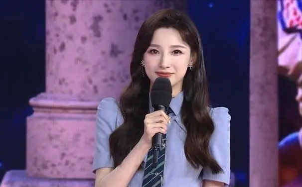 10个大美女，是央视各频道的当家花旦”，最性感的是六公主”