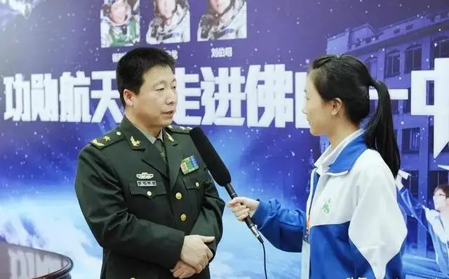 10个大美女，是央视各频道的当家花旦”，最性感的是六公主”