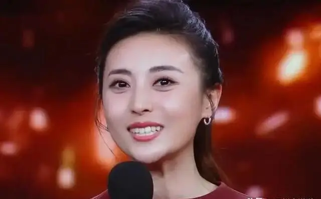 10个大美女，是央视各频道的当家花旦”，最性感的是六公主”