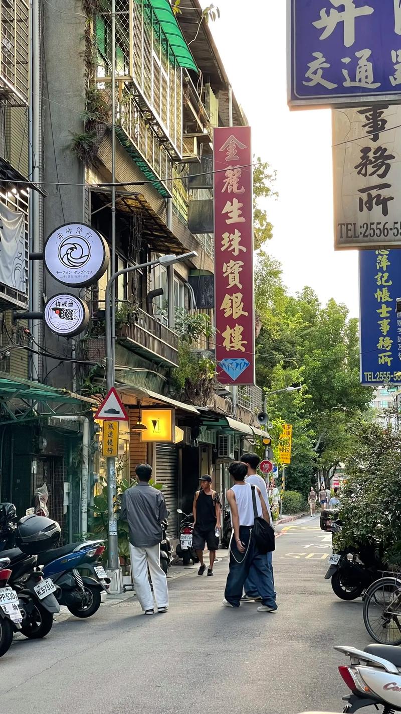 700万台同胞观看93阅兵！台专家揭露岛内战力，民进党被打脸