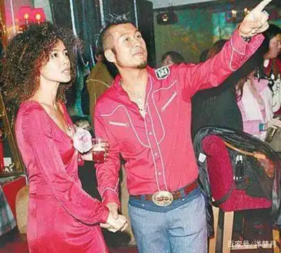 孙兴巅峰时，张嘉译都只能给他做配角，如今只能接商演赚学费
