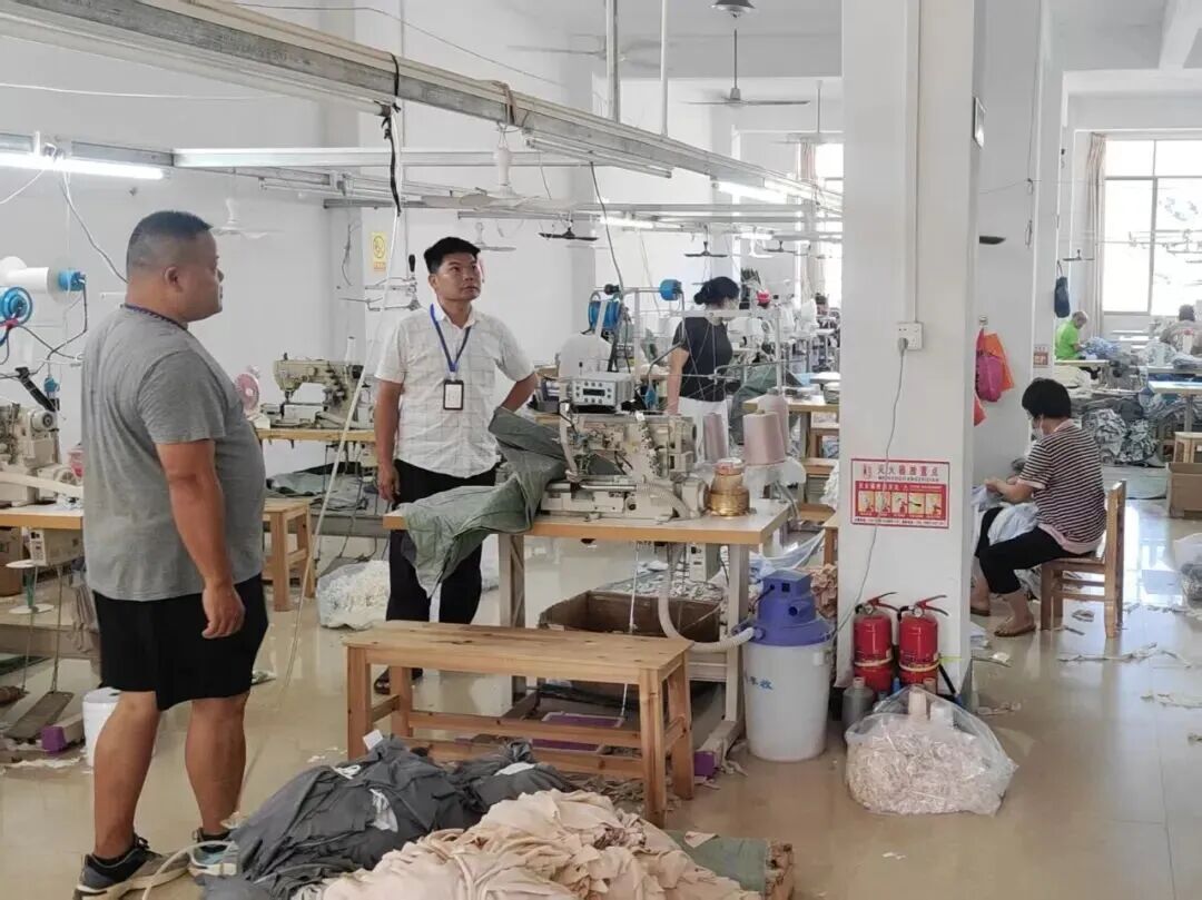 聚力筑防线！龙圩区全面推进经营性自建房专项治理和宣传攻坚行动