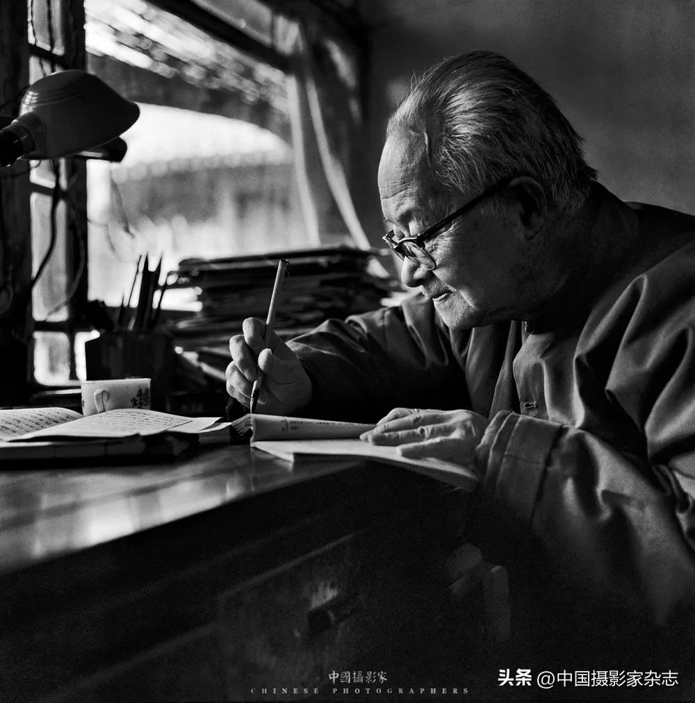 摄影作品｜李江树｜追光者：一个人和76幅肖像的时代记忆