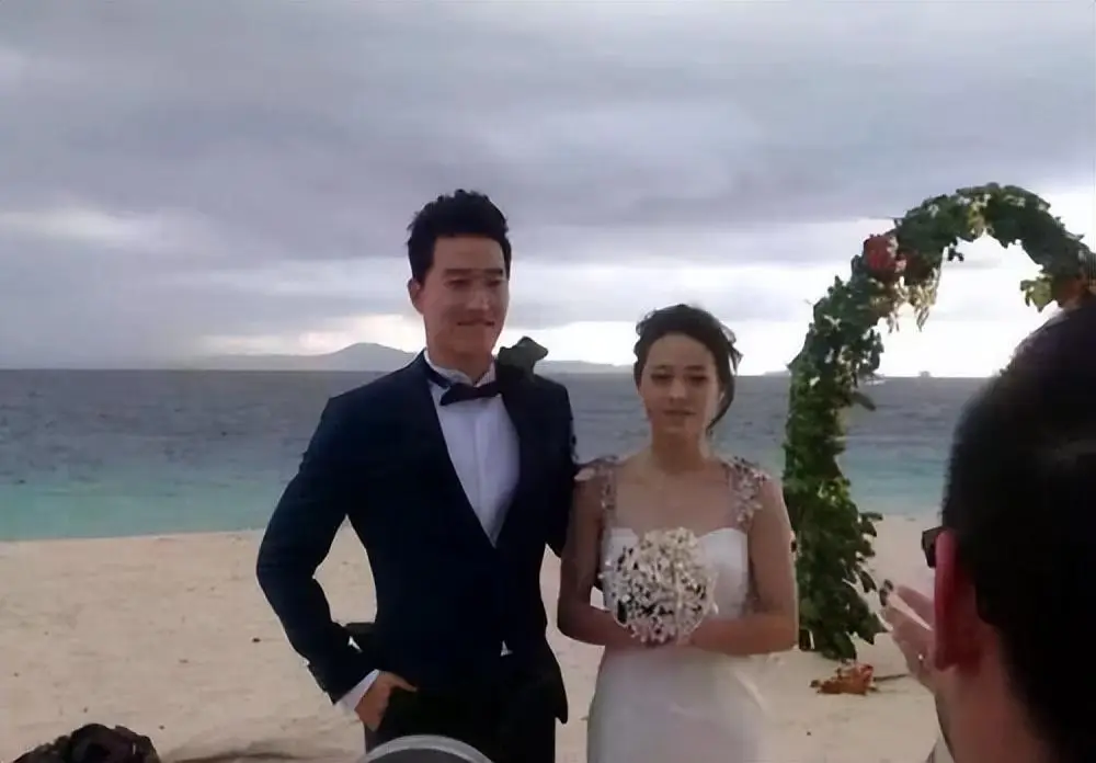 和刘翔闪婚闪离，离婚多年，被骂“假婚假孕”的葛天现在怎样了？
