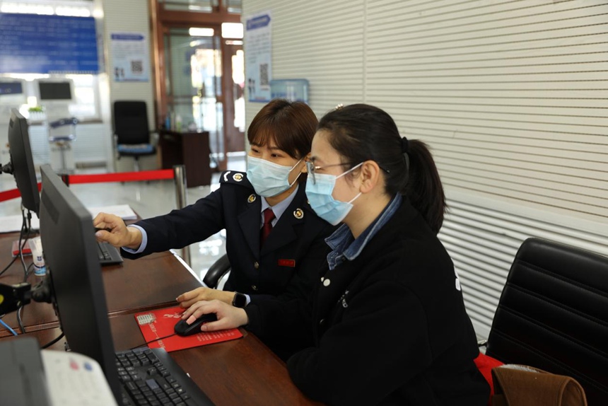通化市东昌区税务局：“税务+行业”服务企业月
