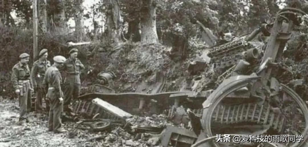 96年台海军演有多悲壮？坦克大炮搬上货船，登陆艇不够渔船来凑！