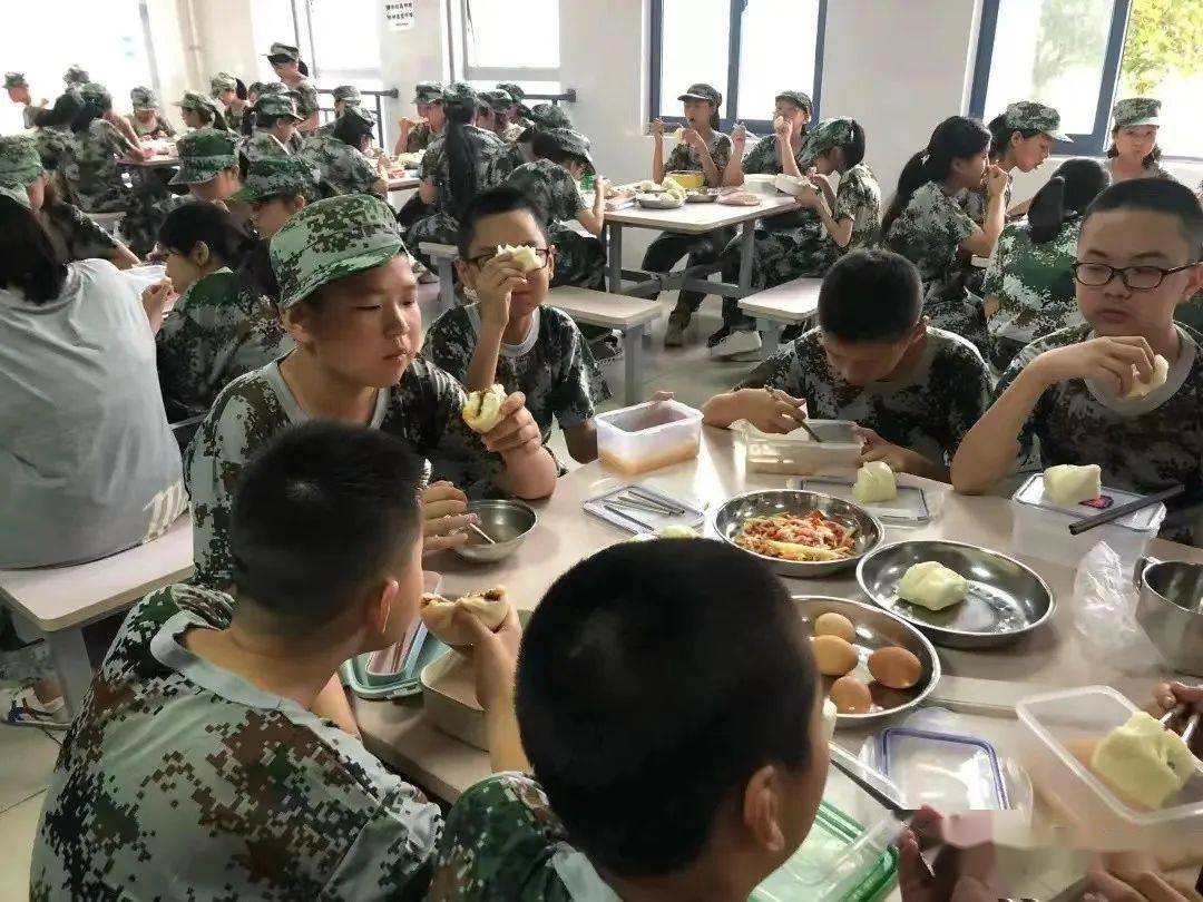 【天海自组团】卓越少年——小空军飞行员航空军事拓展夏令营