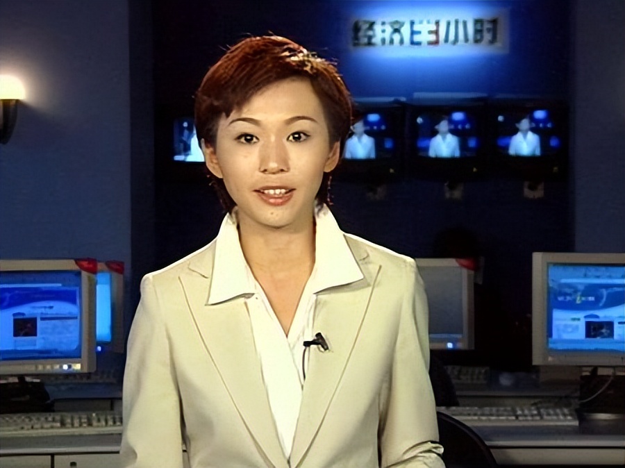 消失5年，央视“国脸”欧阳夏丹成功转行！背后原因让千万人落泪