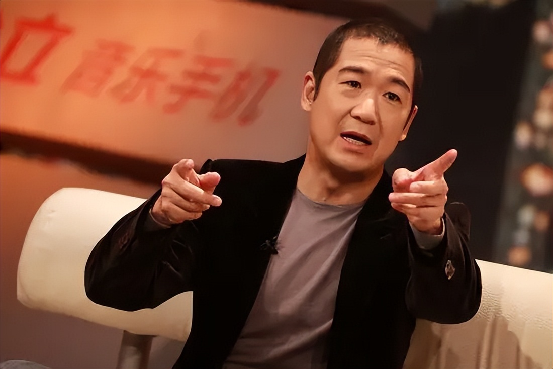 张国立：靠前妻翻身，二婚娶邓婕不再生育，艺德被儿子毁于一旦