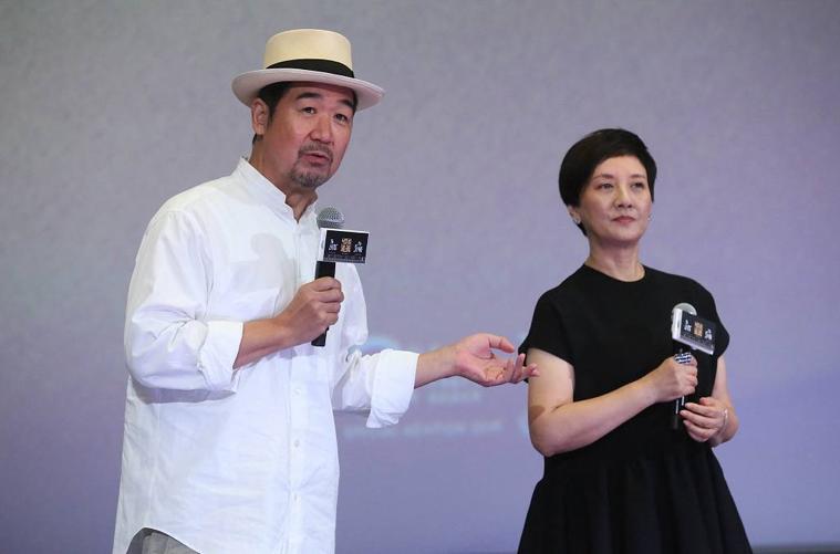 张国立捧场妻子邓婕新片，夫妻同框似两代人，董卿冯小刚齐现身