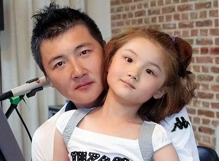 “先抛女友，再弃妻儿”，获得抚养权后孙楠，将女儿送到“女德”