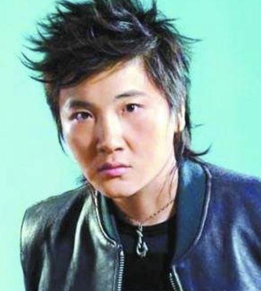 孙楠的初恋辛欣：陪伴男友度过最落魄的十年，她的痴情令人心痛