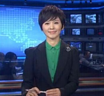 欧阳夏丹父亲因病去世，母亲患癌，如今她结婚了吗？