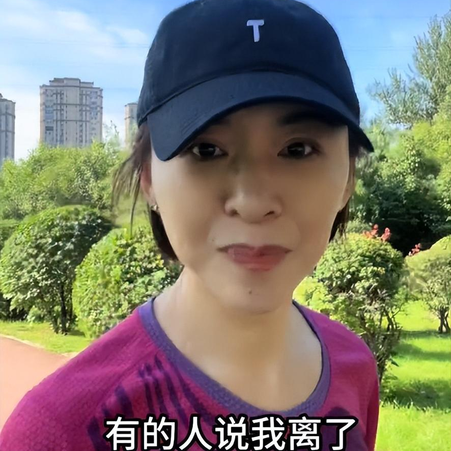 回顾欧阳夏丹：主持《新闻联播》9年，三年前突然消失，有何隐情