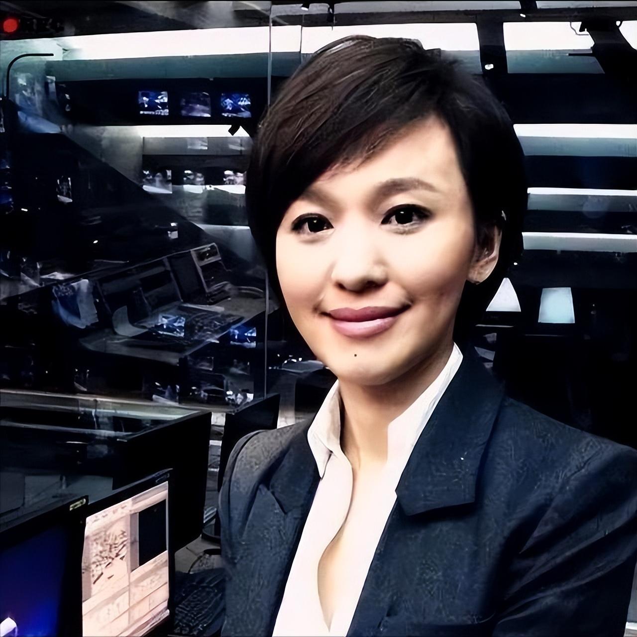 回顾欧阳夏丹：主持《新闻联播》9年，三年前突然消失，有何隐情