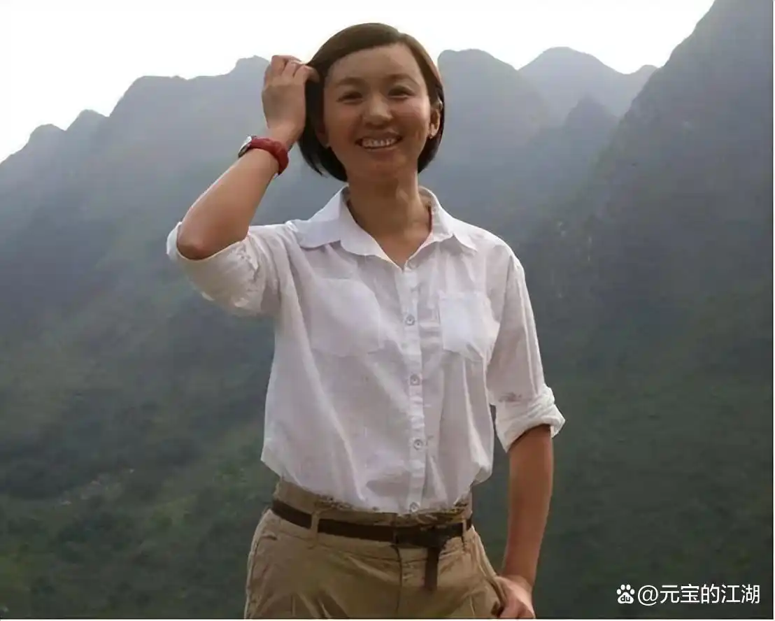 “最美国脸”欧阳夏丹：巅峰时离开央视，为母亲做的选择令人泪目