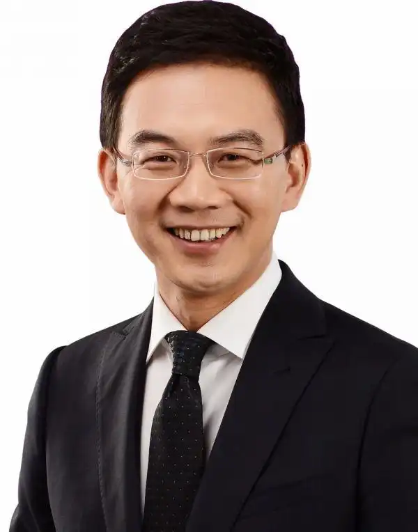 回顾主持人欧阳夏丹：父亲患癌去世，母亲也患癌，如今依然单身