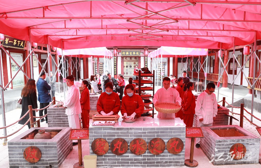江西日报整版关注中医药强省建设：“望闻问切”江西中医药