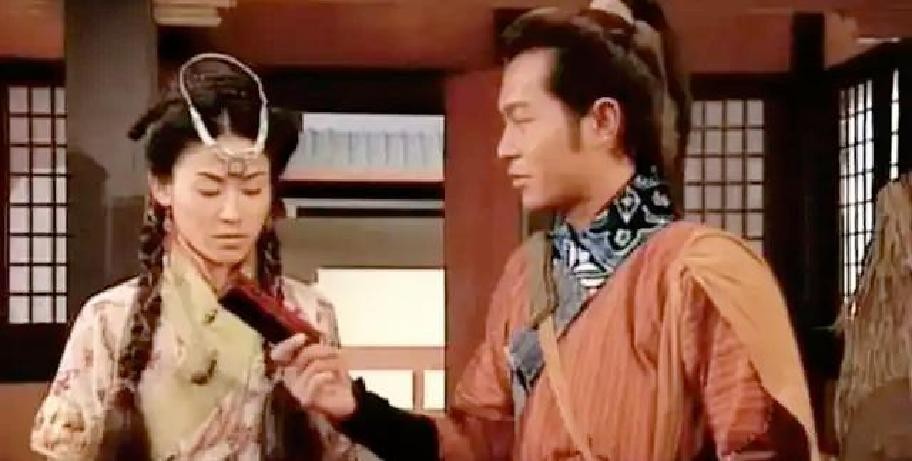 再看《寻秦记》：项少龙选择留在古代，才是对阿青最狠的“背叛”